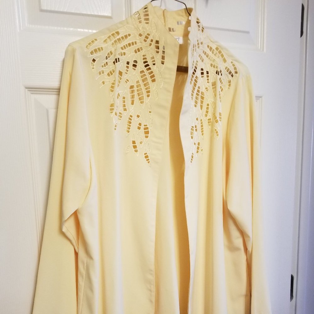 Soft Yellow 2-piece Pant Suit